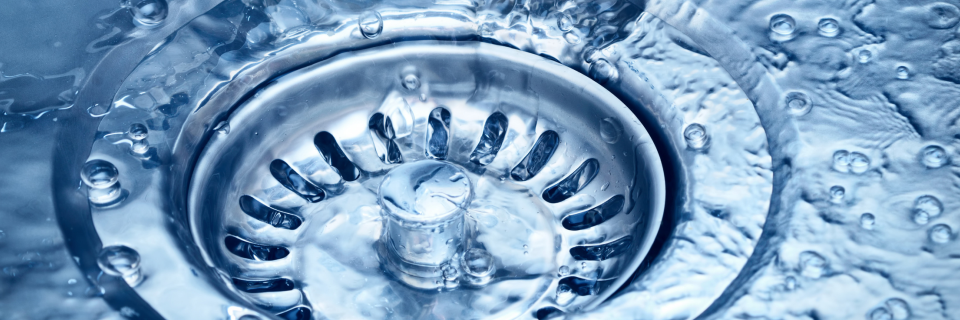 Jak zregenerować zmiękczacz wody?